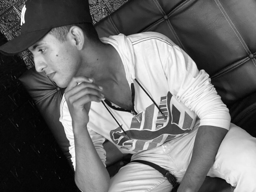 Modelo Webcam Clark_coopper: Chat & Show de Sexo en Vivo | Stripchat