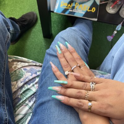 6xisreal Gallery Image 1