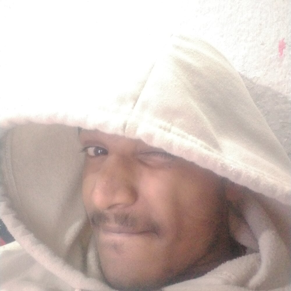 Premraj_radherani Adlı Modelin Çevrimdışı XXX Sohbeti