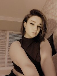 TemptingEva's Offline Chat Room
