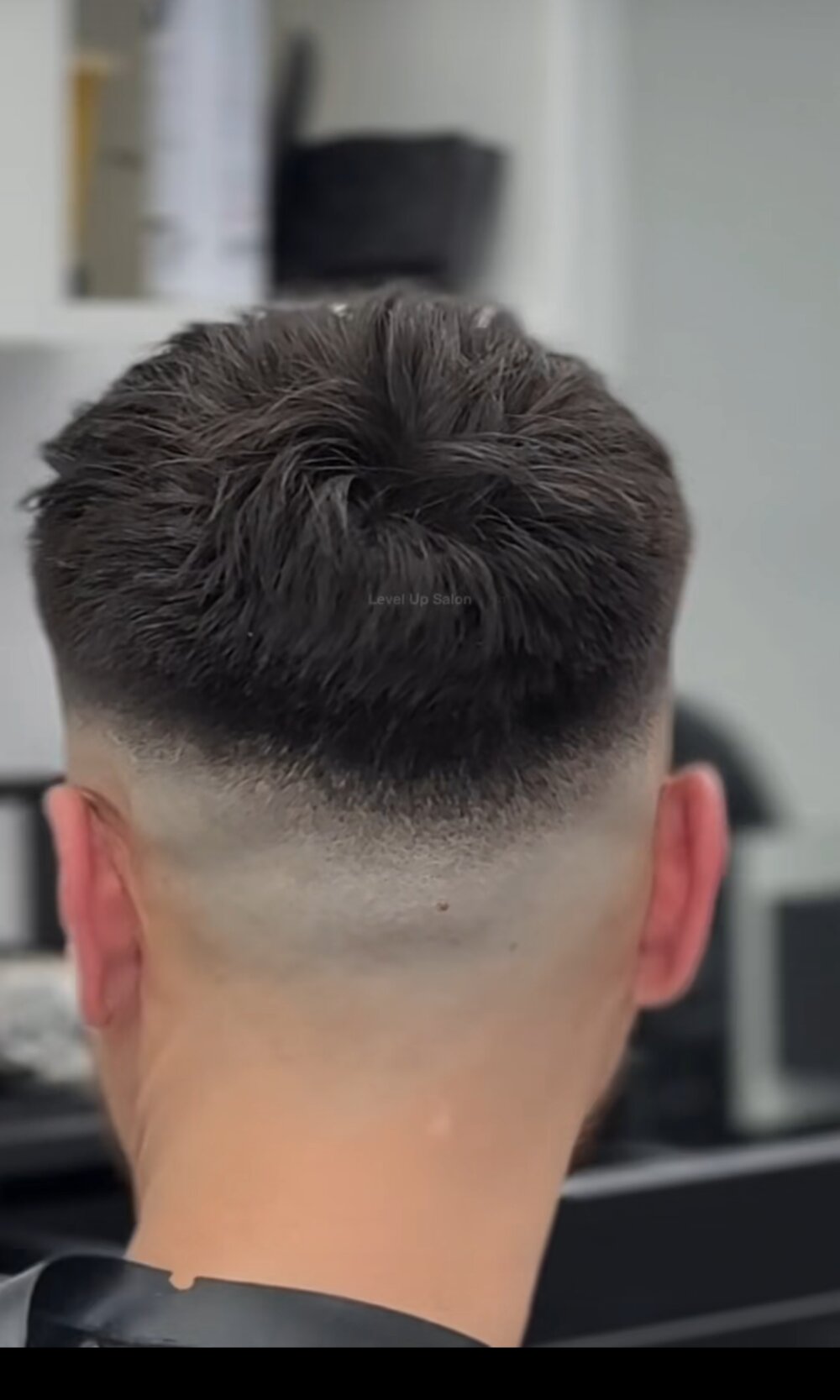 L_eternel profile