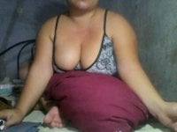 hotsexyevian_69's Offline Chat Room