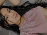 helenn_moon's Offline Chat Room