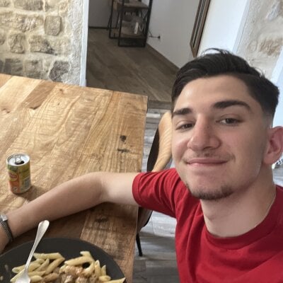 16gomme Male French Free Webcam Nude