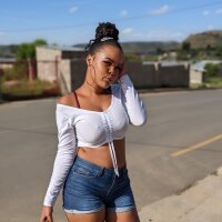 Caramel001's Offline XXX Chat