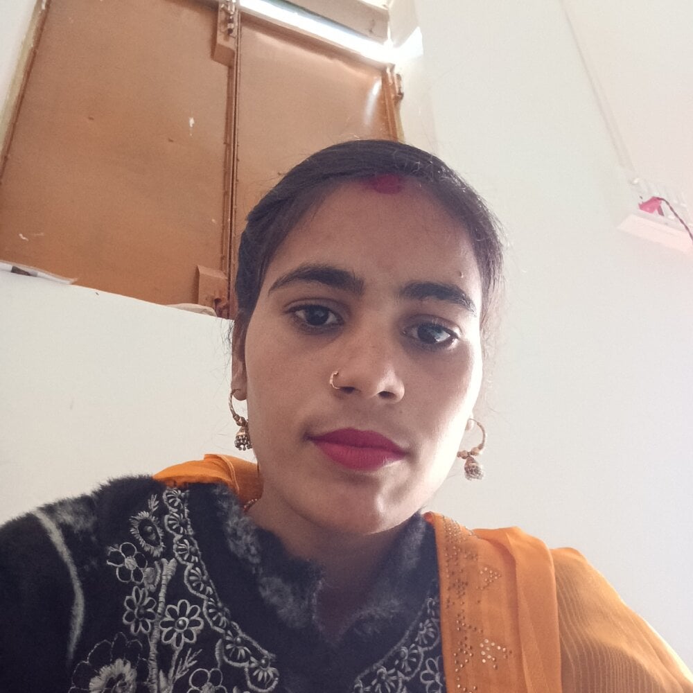 stripchat raje_cut webcam profile pic via 6livesex.com