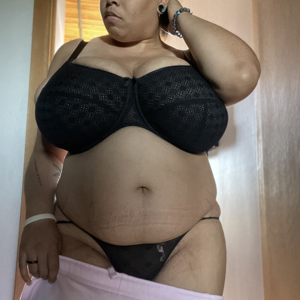 curvybeauty's Offline XXX Chat