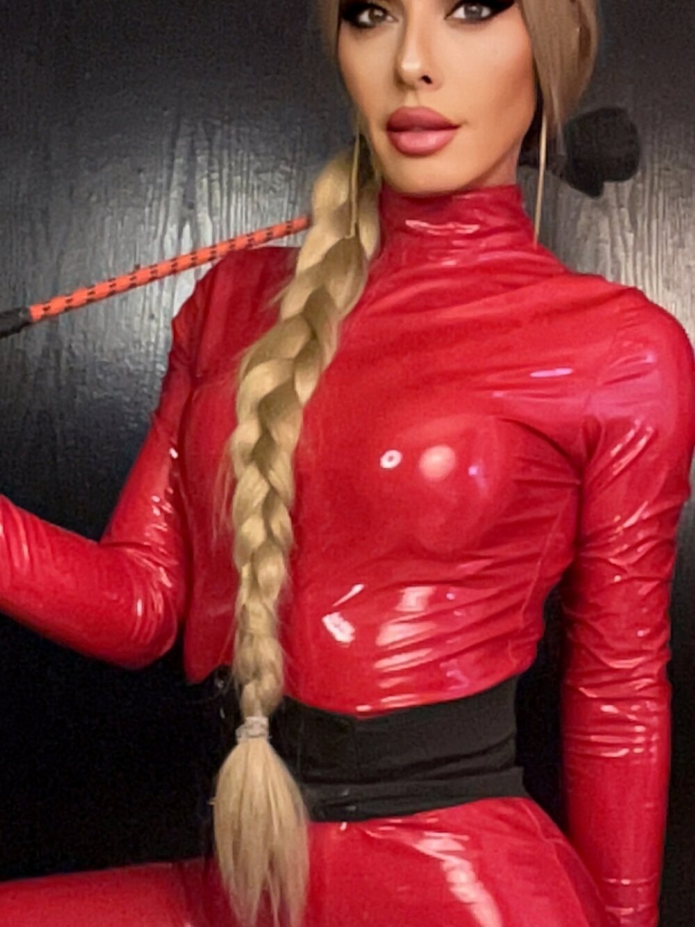 sexlivecamsites.com dominatrixeve livesex profile in mix cams