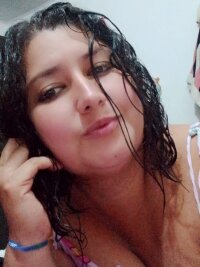 sweet_the_nena's Offline XXX Chat