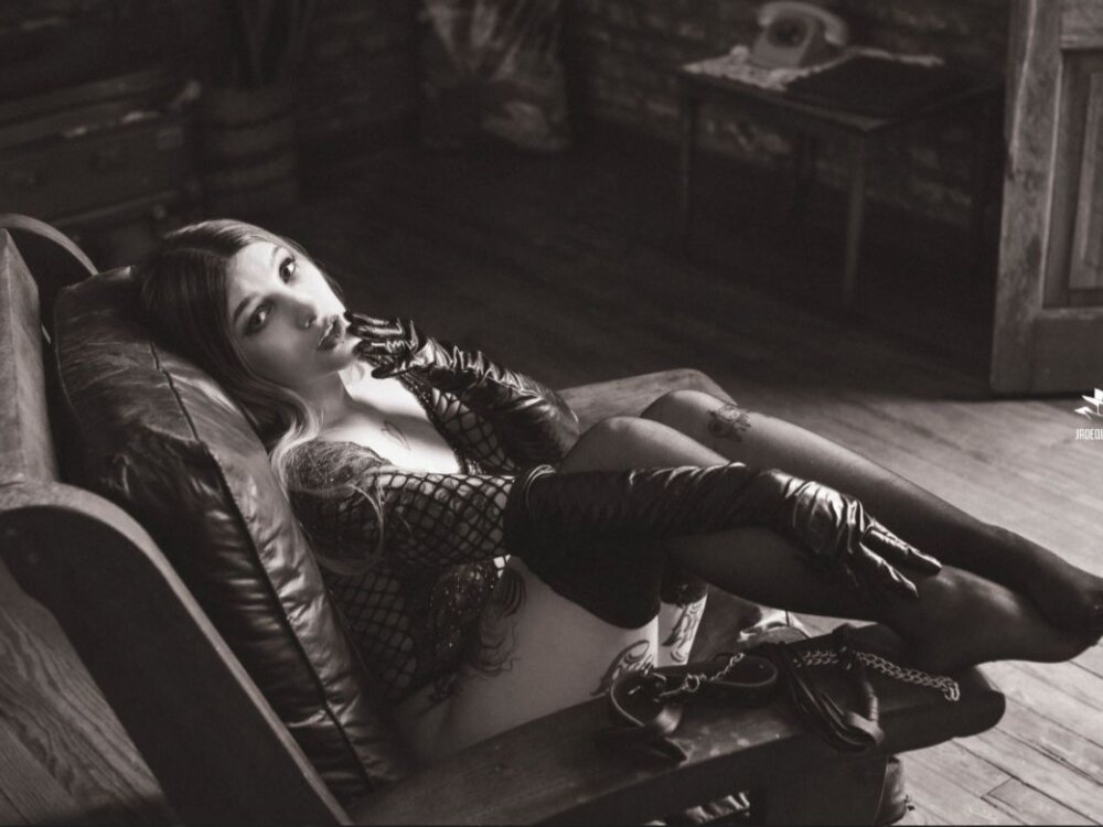 MaryxCutie's most recent online preview