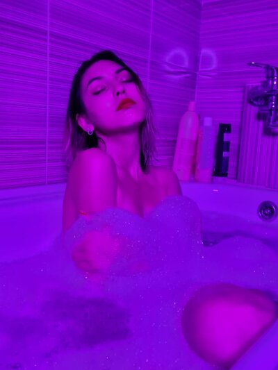 Baby_nora 🛒 live online chat