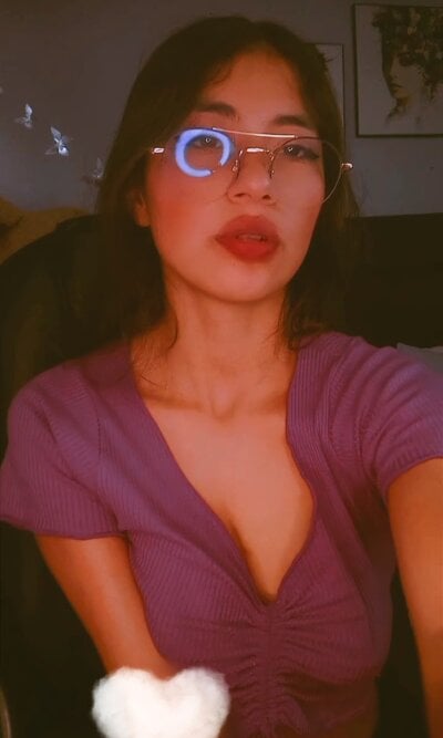 La_NaNa03 Female Petite Cam Naked