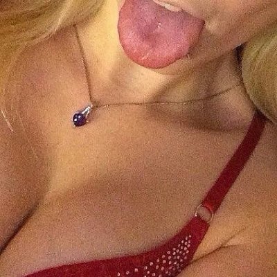 ilonamuskson from stripchat