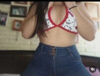 Mami_Shampuussy's Webcam Show
