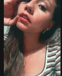 mia_castro_a's Offline XXX Chat