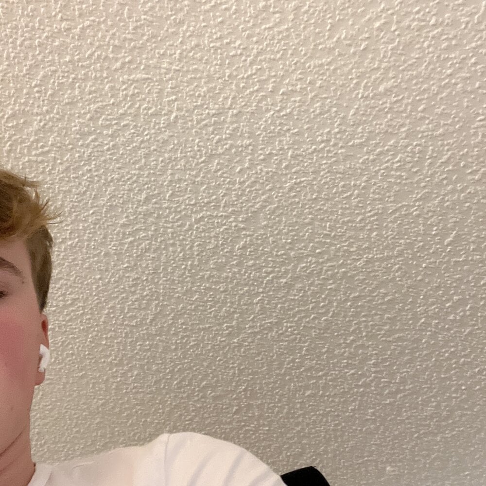 hannes256102 offline XXX-chatje