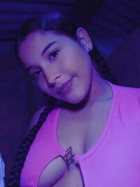 Katalina_Diaz's Offline Chat Room