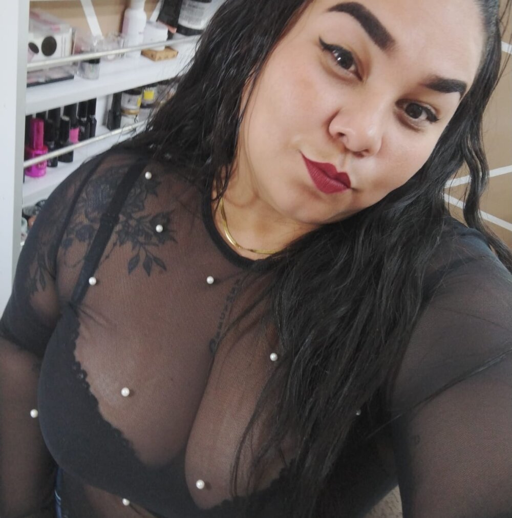 livesex.fan spicy_exotic69 livesex profile in in-your-naugthy-dreams cams