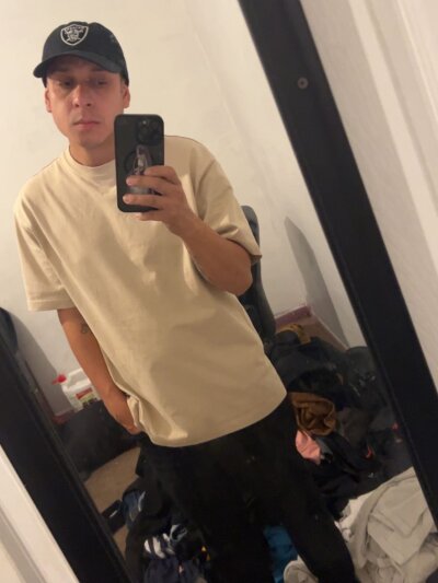 juan77felipe from stripchat