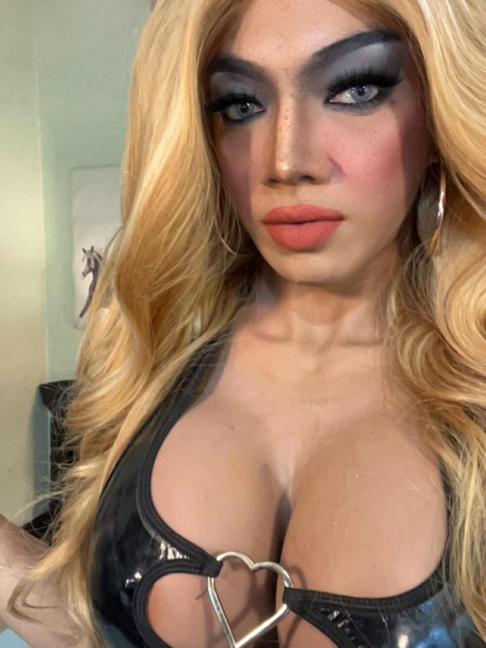 SuperHotBunnyy profile