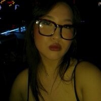 sharlin_b's webcam live show