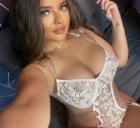 MontannaFoxxBabestation's Offline XXX Chat