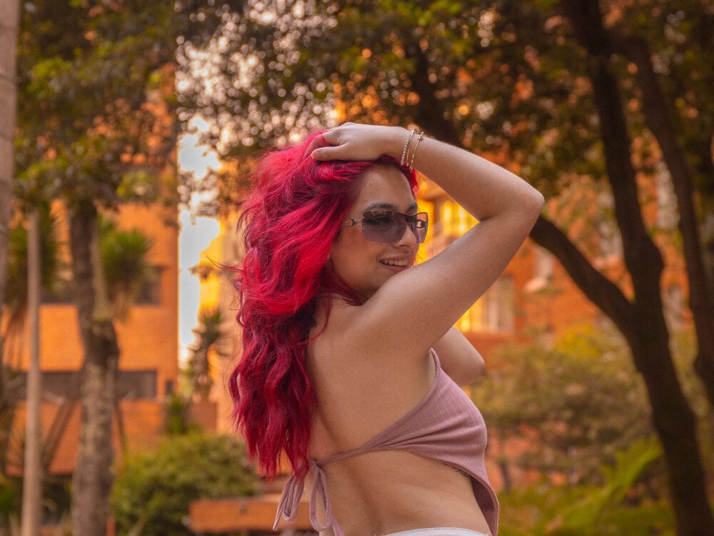 Yovng_Laura profile