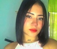 Conejita_Playboy's Offline Chat Room