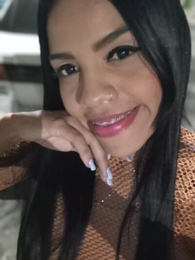 Britany_curvy15