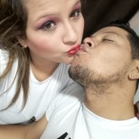crish_and_sthefy_fox's Offline Chat Room