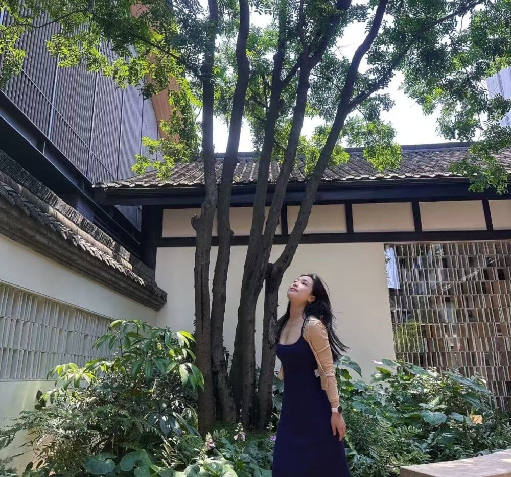 stripchat sunse11 webcam profile pic via cheapadultsexcams.com