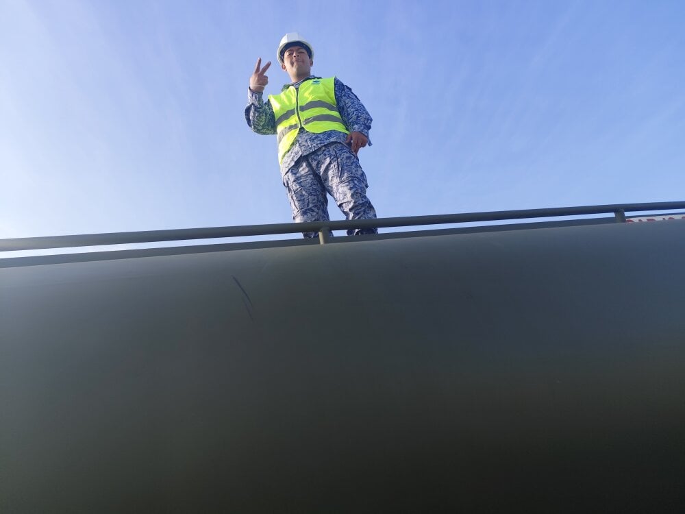 Yaell98's Offline XXX Chat