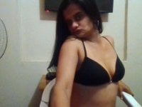 prettypriya47's Offline Chat Room