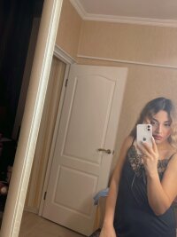 ally_honey's Offline XXX Chat