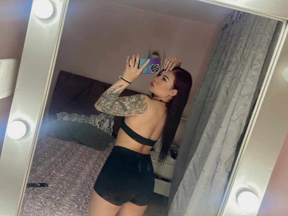 stripchat mia_rivers_ webcam profile pic via free6cams.com