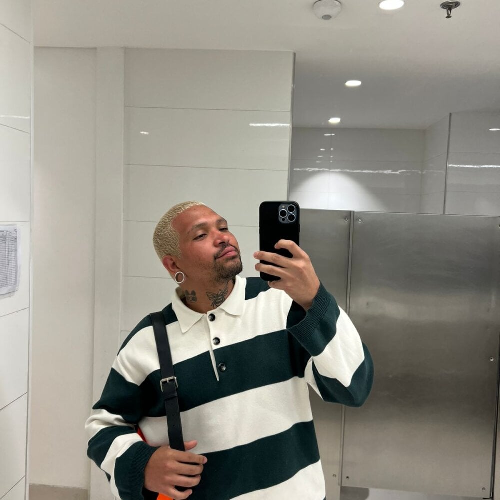 maximiliano-03 from stripchat