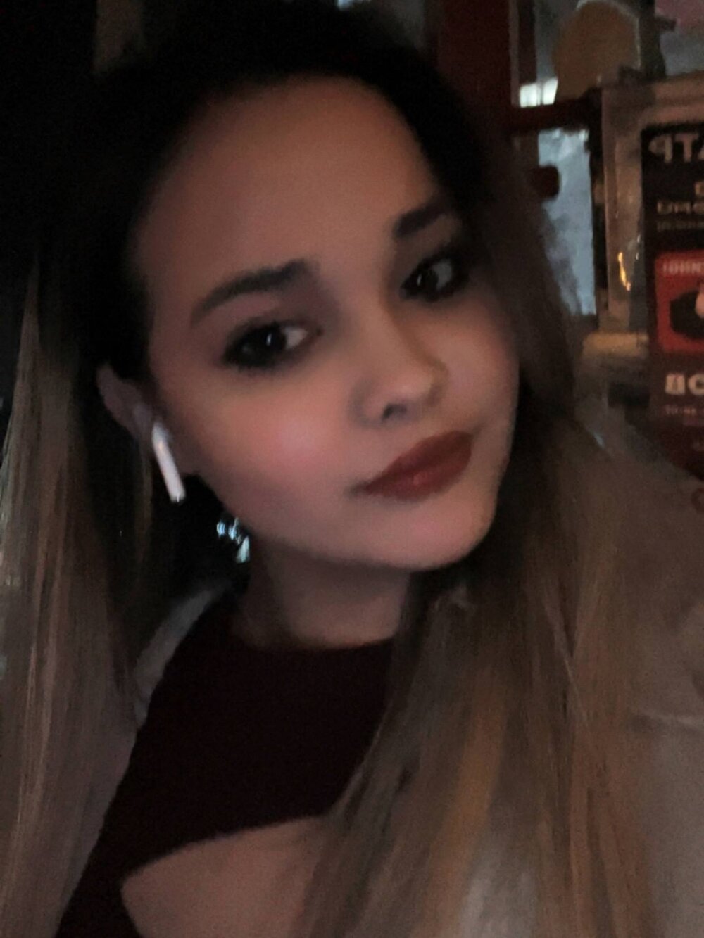 watchgirlcam.com latoshasambor livesex profile in the-world-of-orgasms cams