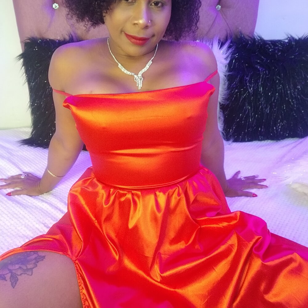 Live sex webcam photo for Camille_rose_ #290114970