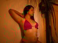 CataleyaGlow's webcam live show