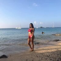Melanie_Lovely205's Webcam Show