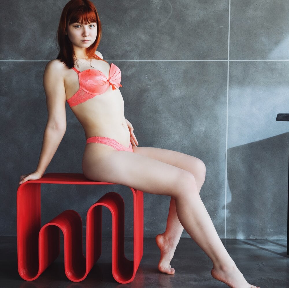 Live sex webcam photo for lexxxyfun #289807322