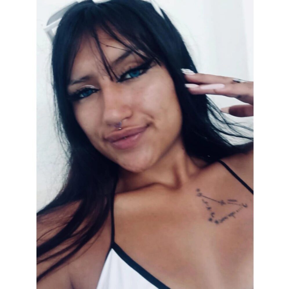 ambersantana_ profile