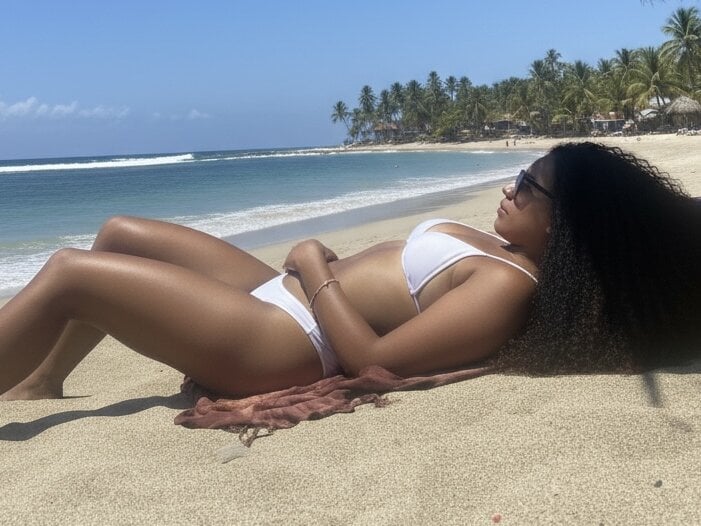 Офлайн-чат XXX KatrinaMore