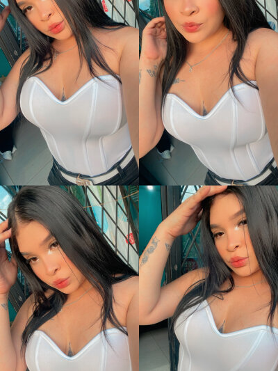 Pamela_Hot24 Gallery Image 1