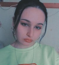 TeenNikka's Offline Chat Room