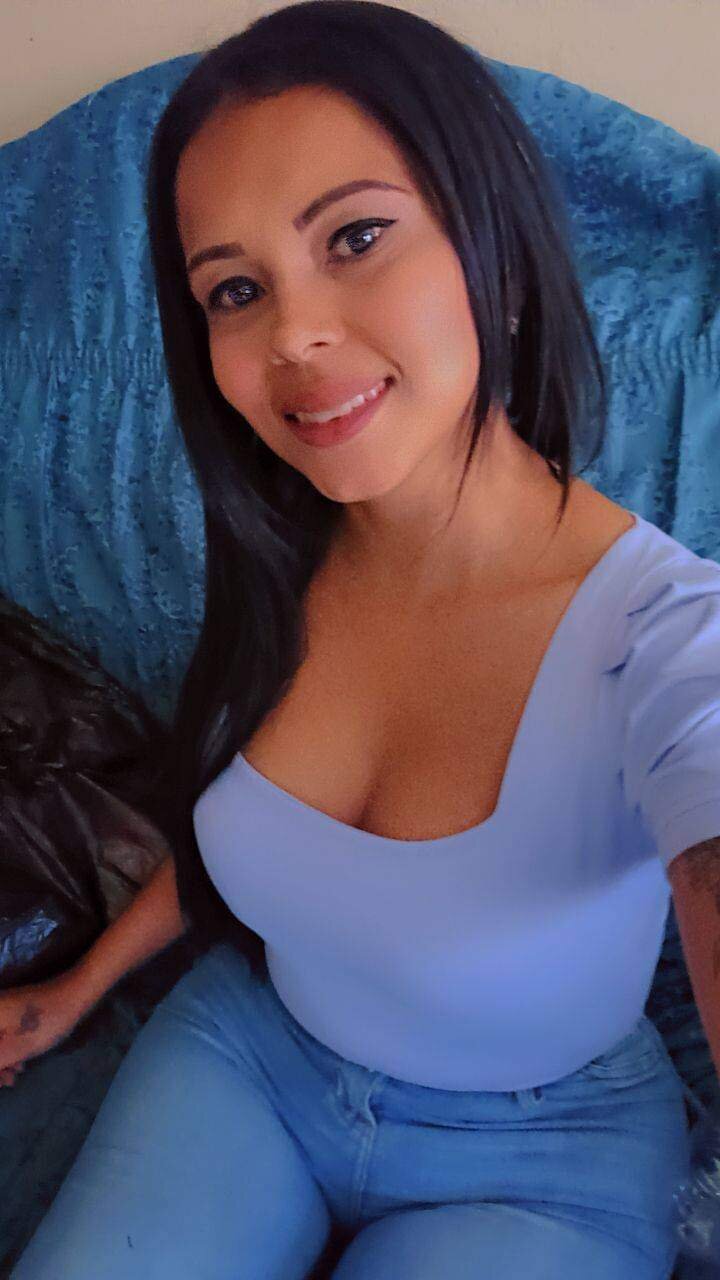 krischel_doll_hot