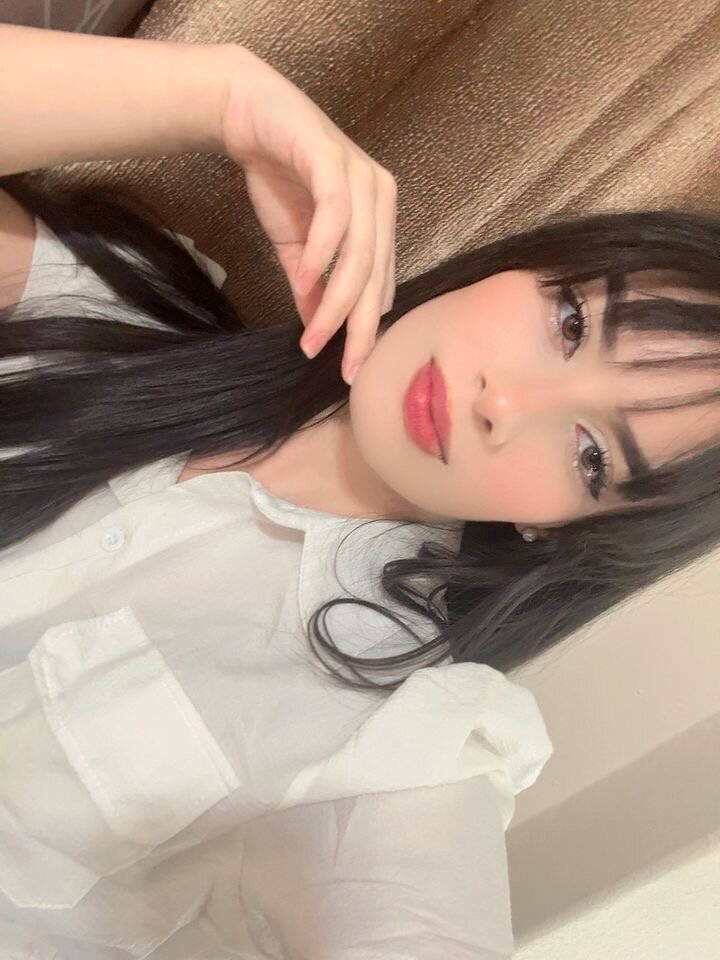 Evahot18 profile
