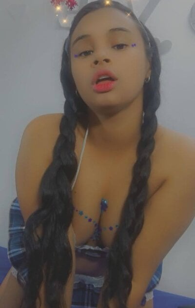 hayle_y_tyler Avatar