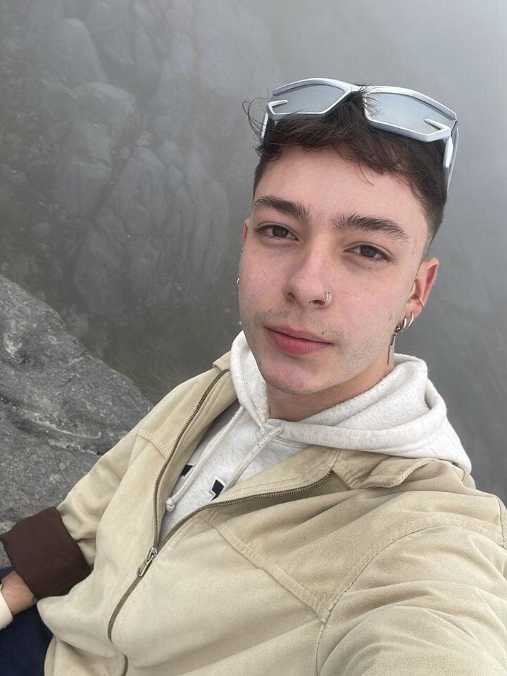 Modelo Webcam Noah_ricci: Chat & Show de Sexo en Vivo Gratis | Stripchat