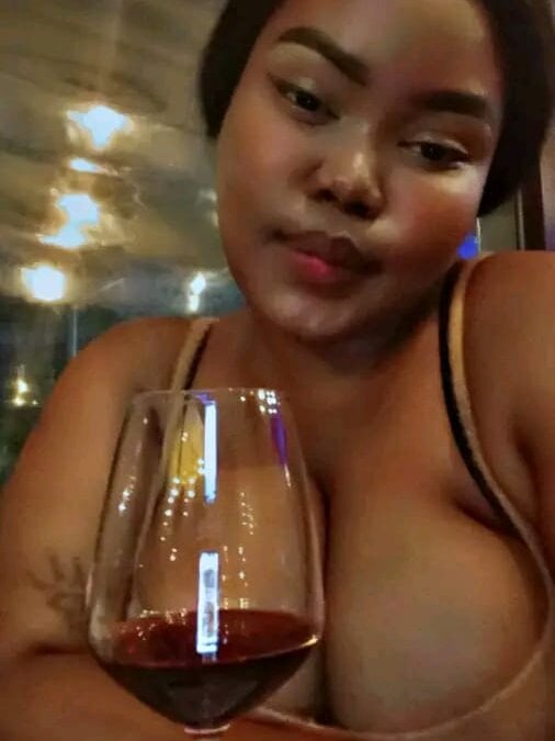 amateursex-livecam.com 3bigcuteness livesex profile in in-the-world-of-pleasures cams